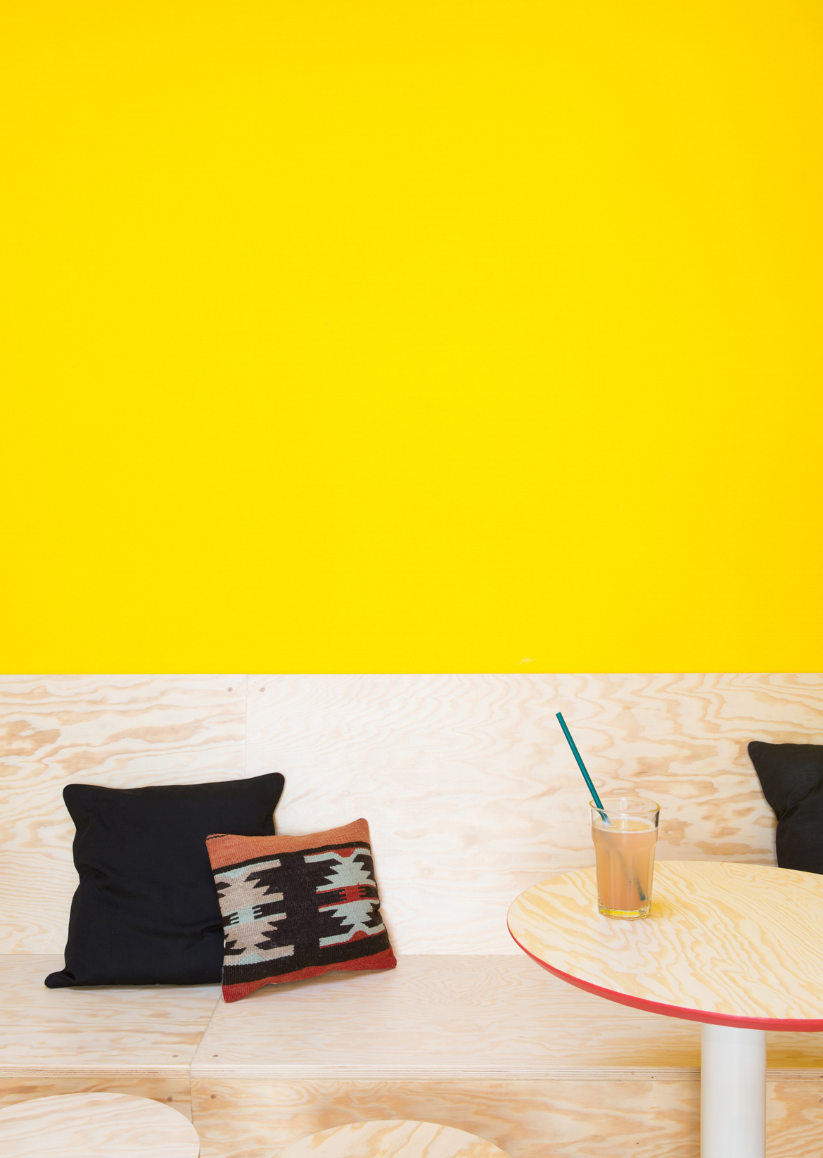 Design hot spot Buchbar in Antwerp photographed by Frederik Vercruysse