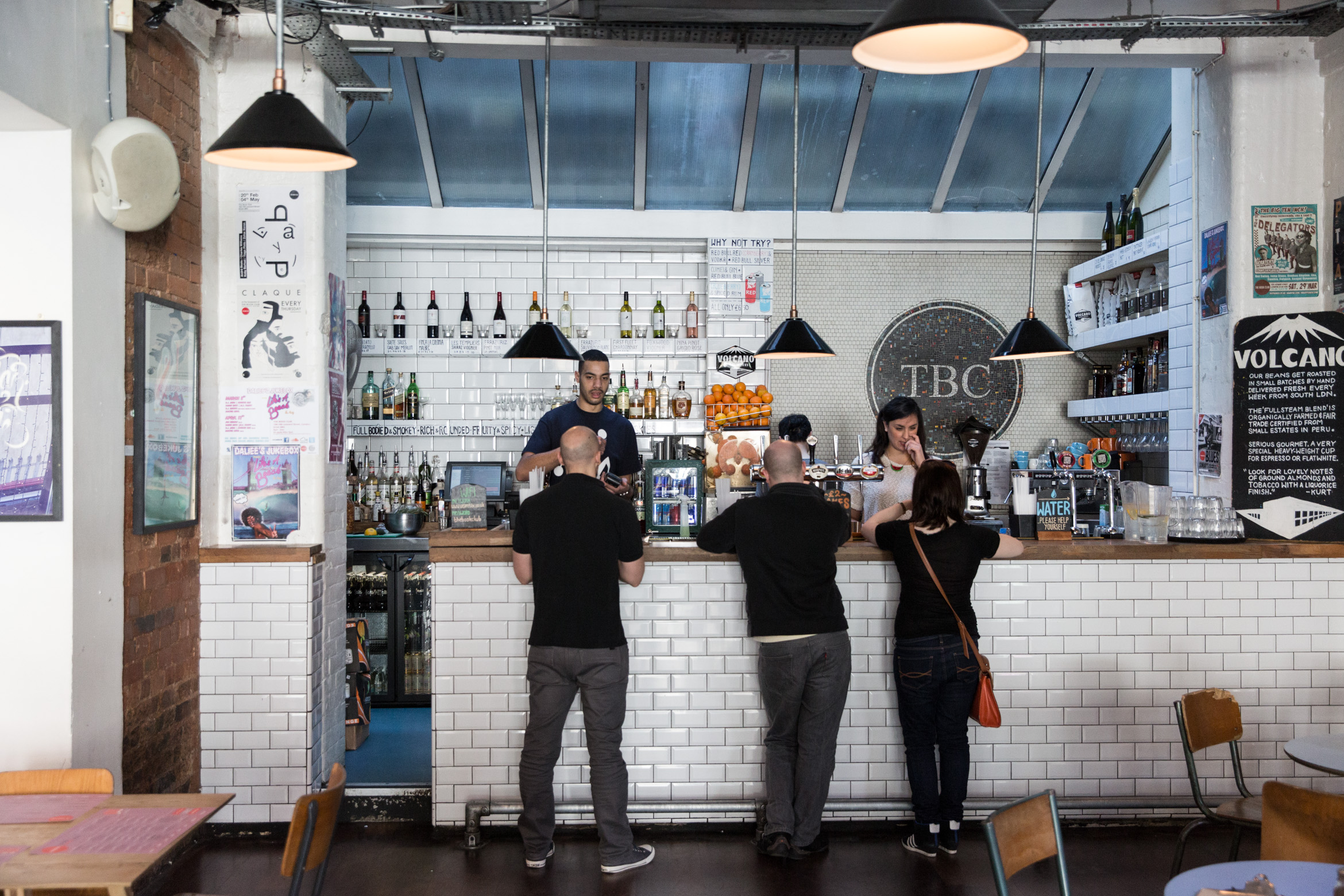 London from tea time to happy hour