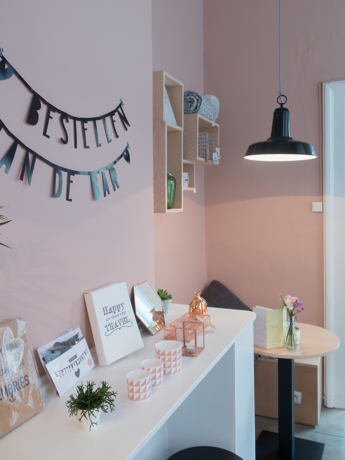 Mirlo's coffee bar in Antwerp