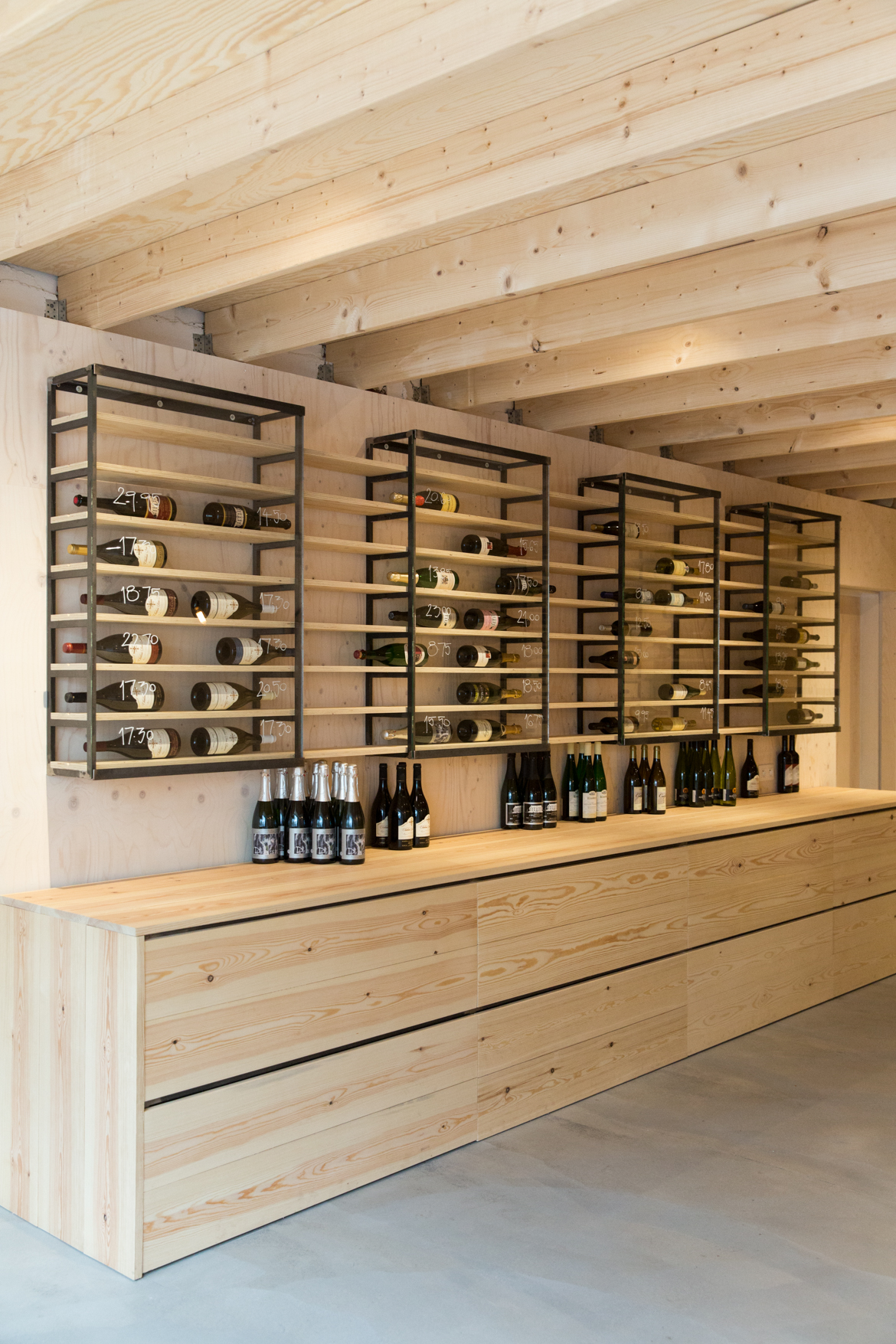 TRAVEL-Antwerp-Belgian-Wines-4